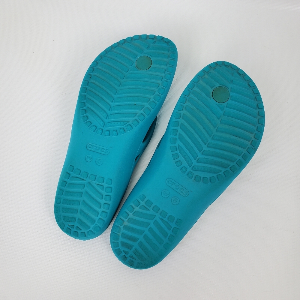 Crocs Tiffany Blue Slip On Thong Sandals - Picture 6 of 7